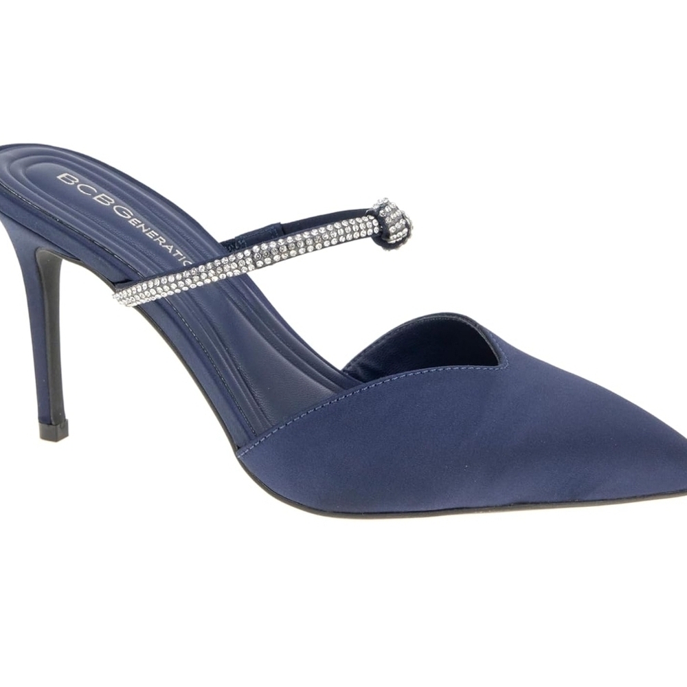 BCBGeneration Women's Berla 4" Pump In Navy Size 10M/41 NEW In Box
